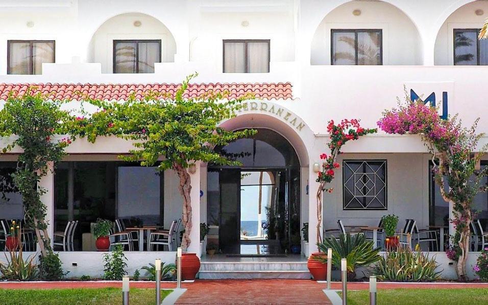 Mediterranean Hotel Karpathos Bagian luar foto